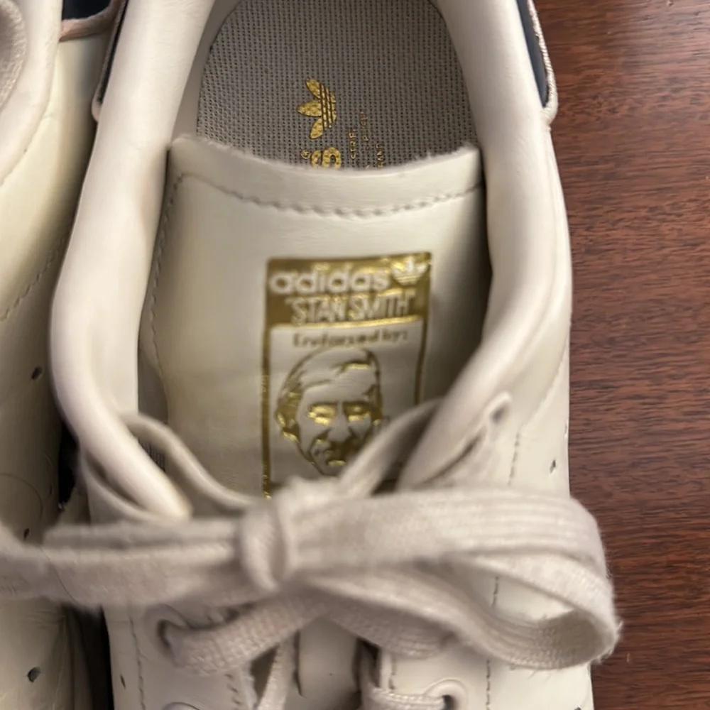 Adidas Stan Smith gold edition. W8 - Picture 2 of 6